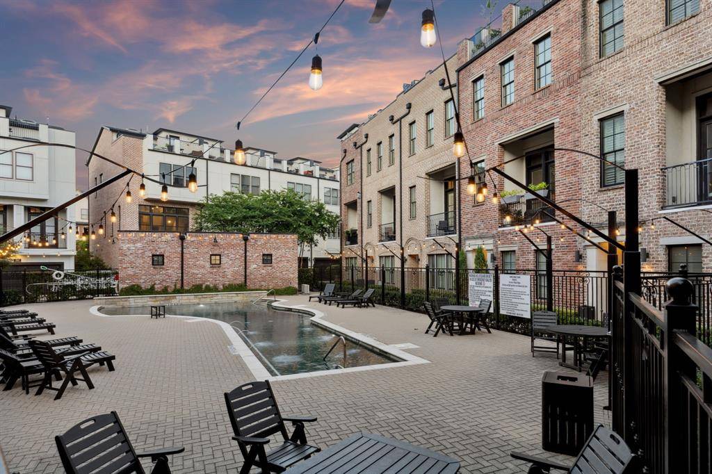 2138 Aylesport Drive, Dallas, TX 75201