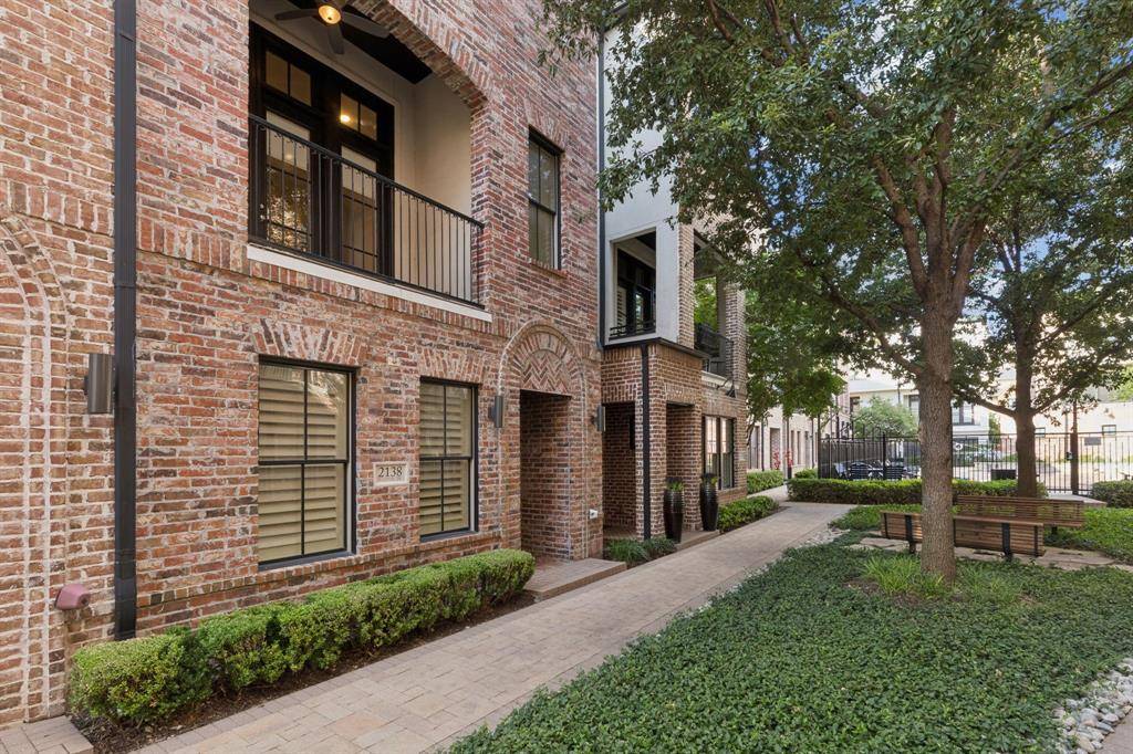 2138 Aylesport Drive, Dallas, TX 75201