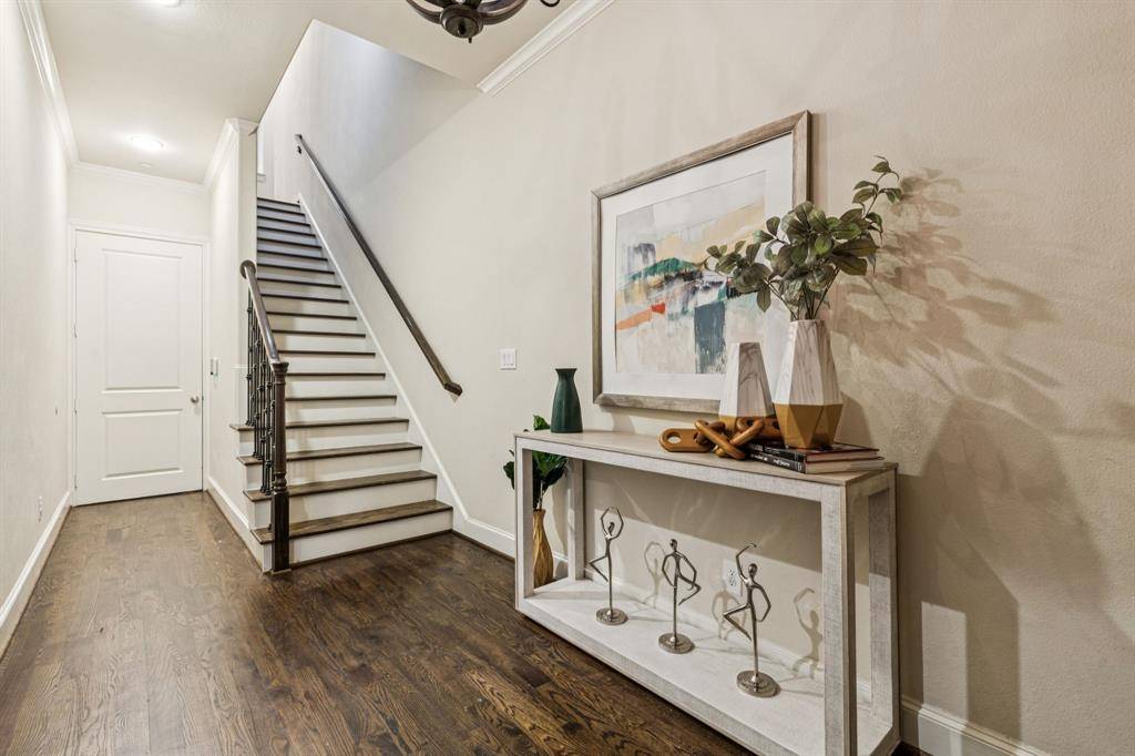 2138 Aylesport Drive, Dallas, TX 75201