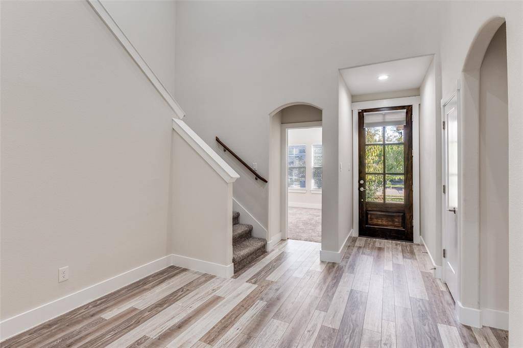 4019 Soloman Drive, Dallas, TX 75212