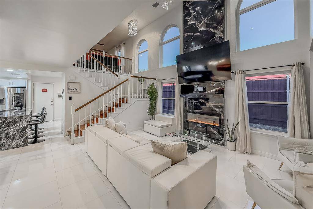 1349 Jeanette Way, Carrollton, TX 75006