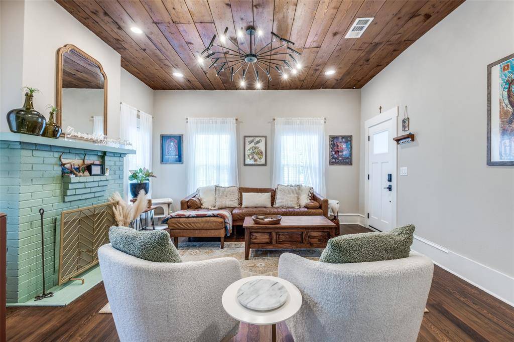 705 S Glasgow Drive, Dallas, TX 75223