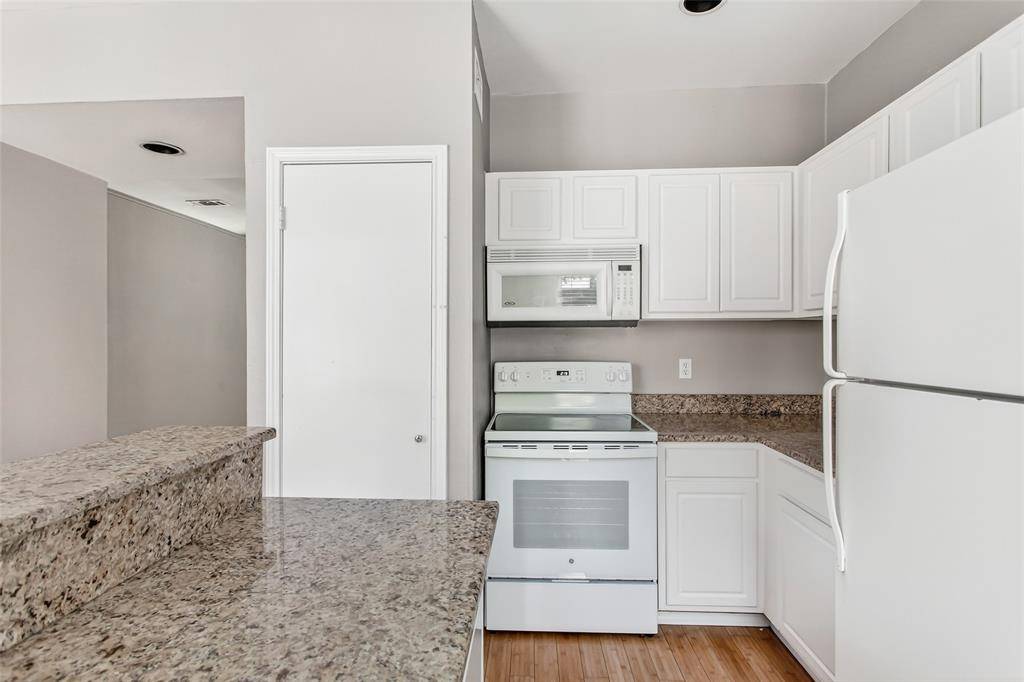 2002 N Fitzhugh Avenue #2, Dallas, TX 75204