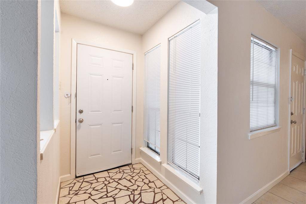 5417 Knollridge Drive, Garland, TX 75043