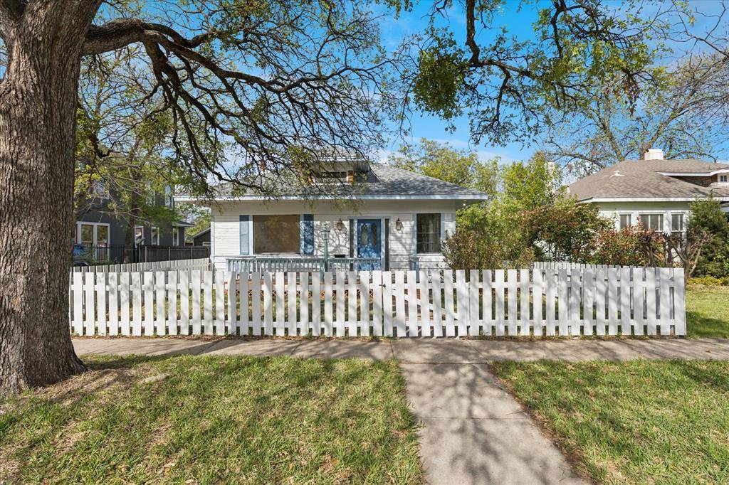 2250 Lipscomb Street, Fort Worth, TX 76110