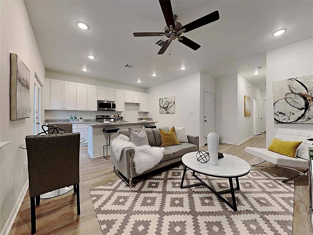 603 Briarwood Lane, Forest Hill, TX 76140