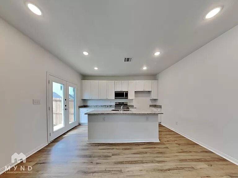 603 Briarwood Lane, Forest Hill, TX 76140