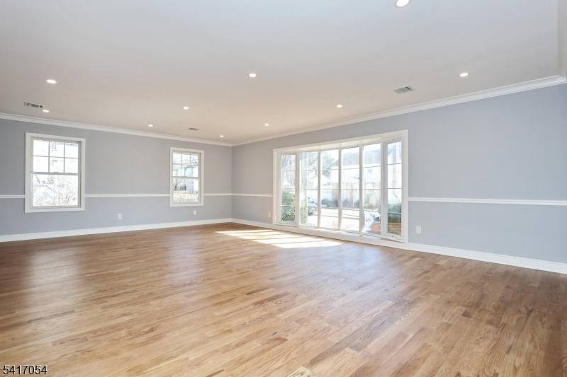 133 E Church St, Bergenfield Boro, NJ 07621