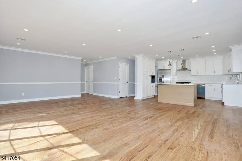 133 E Church St, Bergenfield Boro, NJ 07621