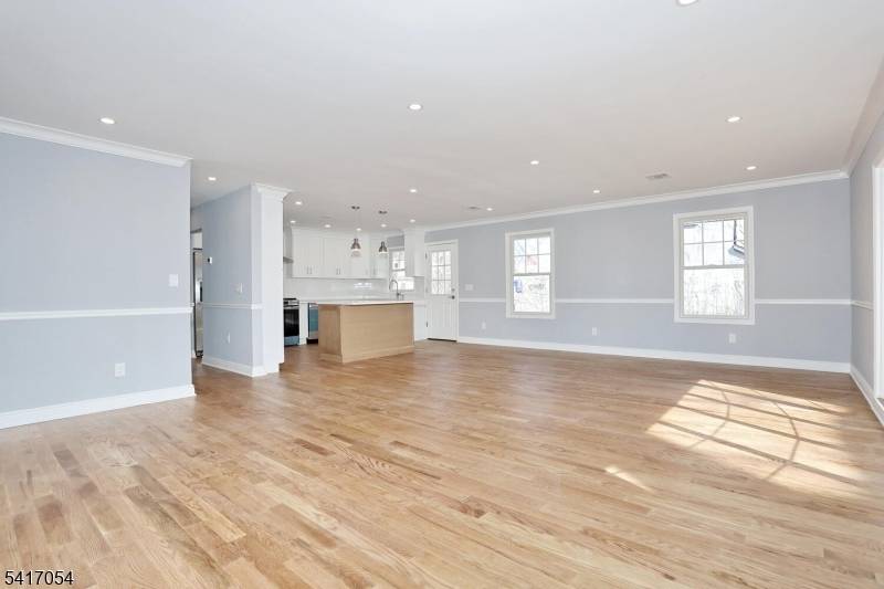 133 E Church St, Bergenfield Boro, NJ 07621