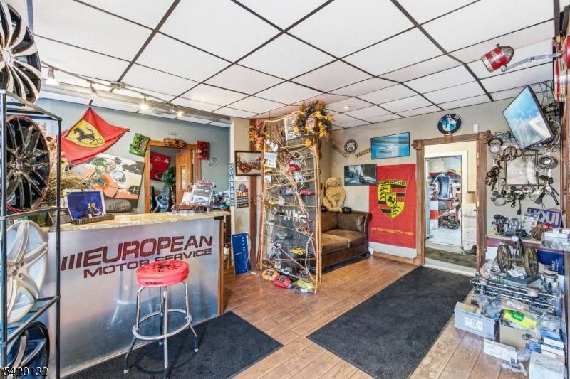 2210 Park Ave, South Plainfield Boro, NJ 07080