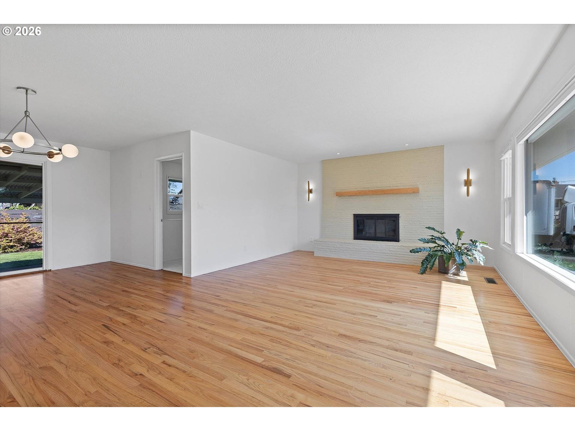 4867 SE FIELDCREST ST, Milwaukie, OR 97222