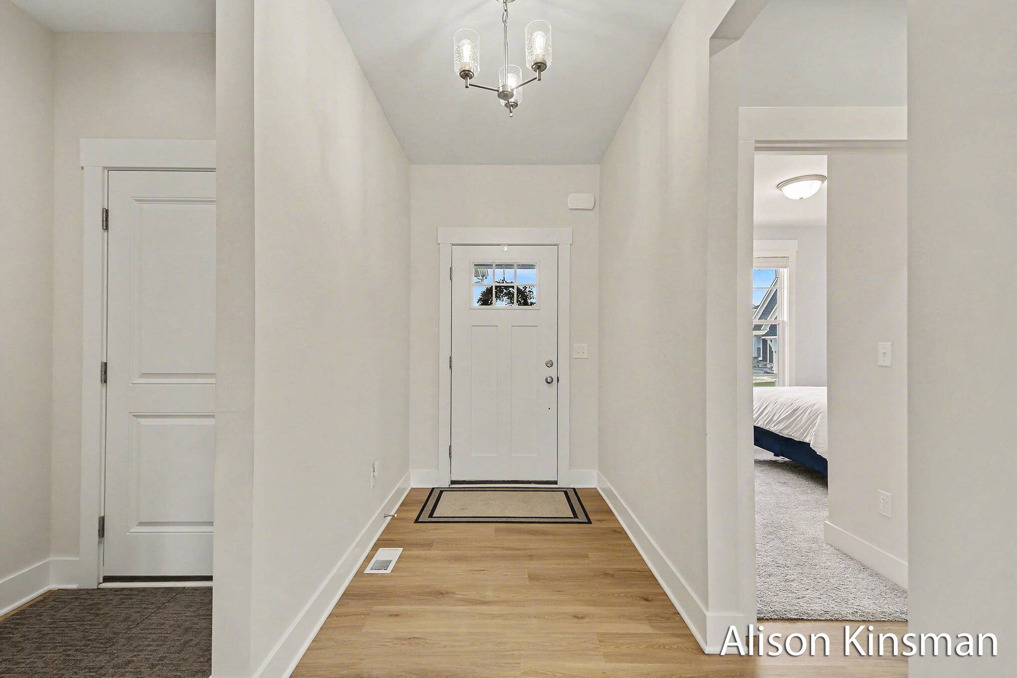 2764 Woodhaven CT SW, Byron Twp, MI 49315