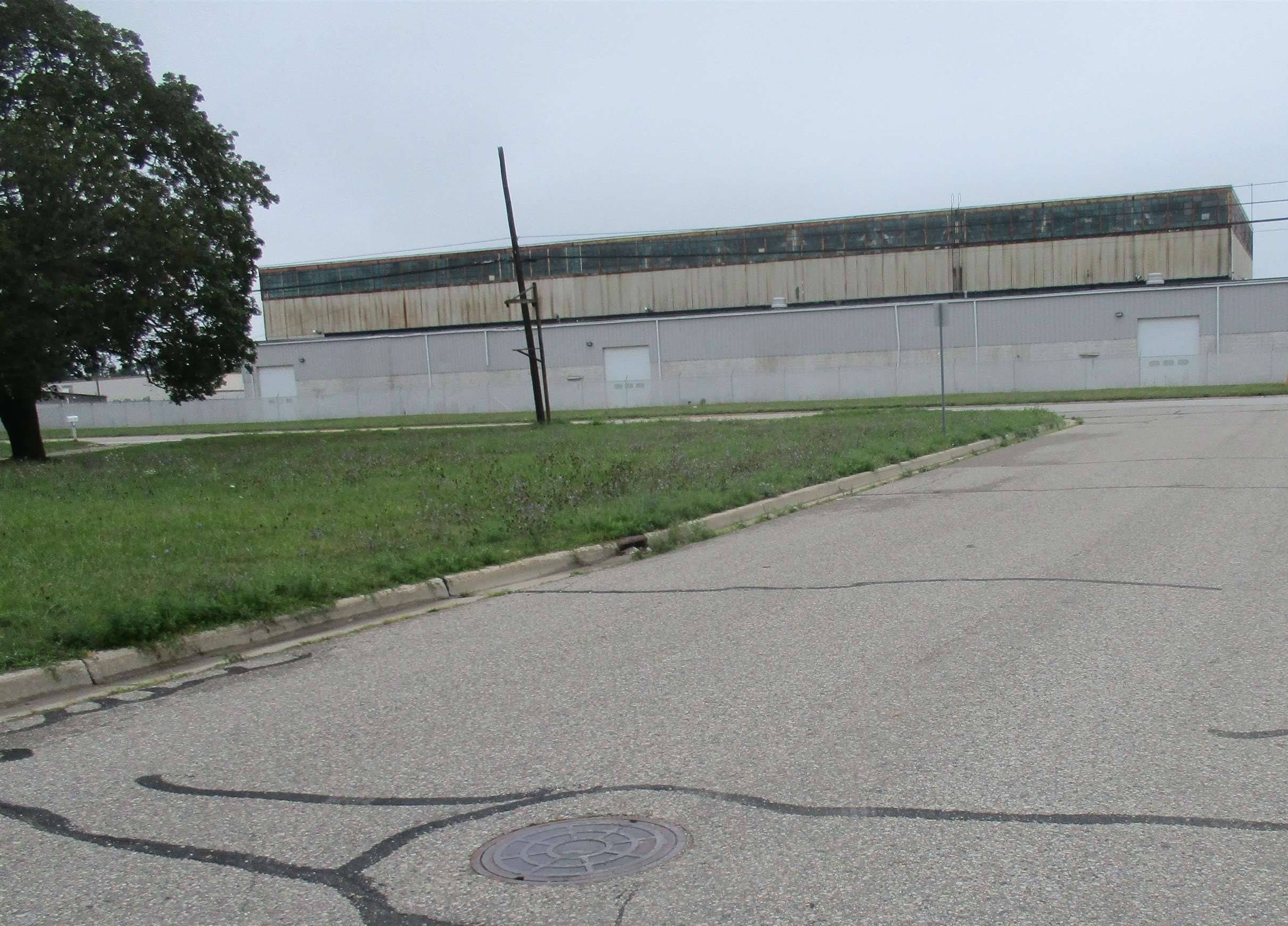 1532 E Superior ST, Alma, MI 48801