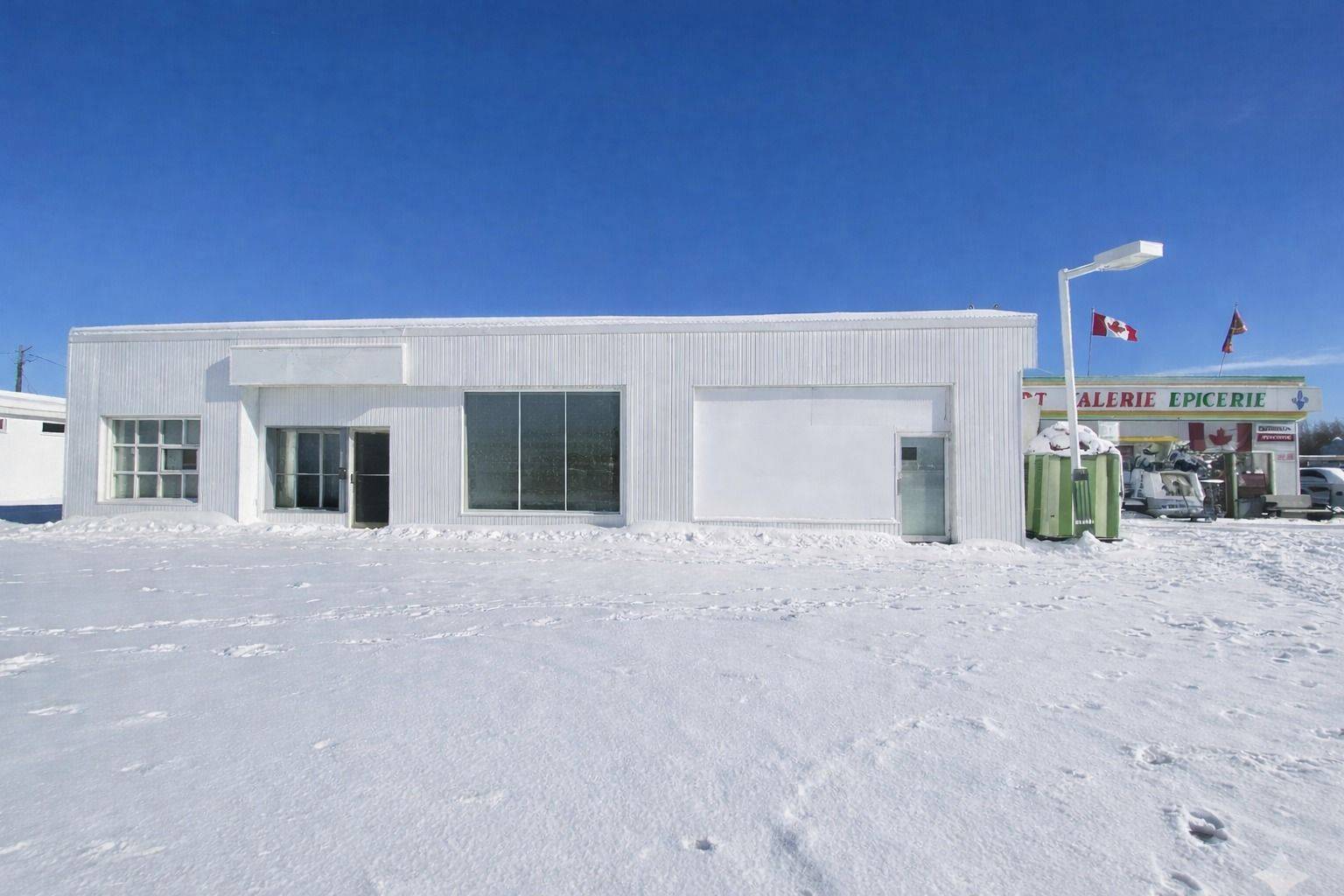 140 John ST, Hawkesbury, ON K6A 1X9