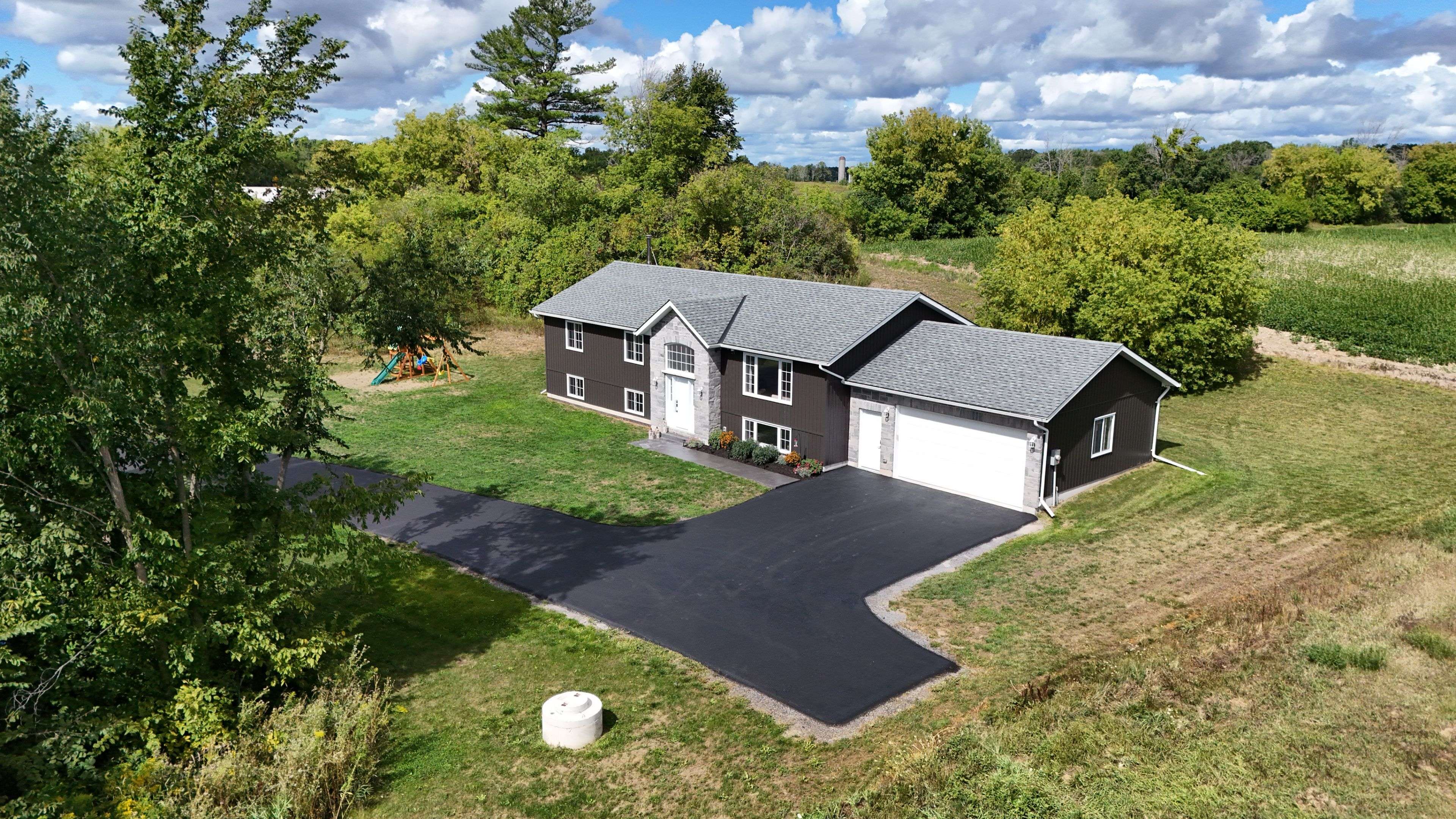 426 Free RD, Quinte West, ON K0K 2C0