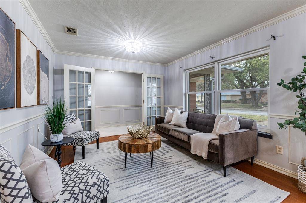 2223 Babalos Lane, Dallas, TX 75228