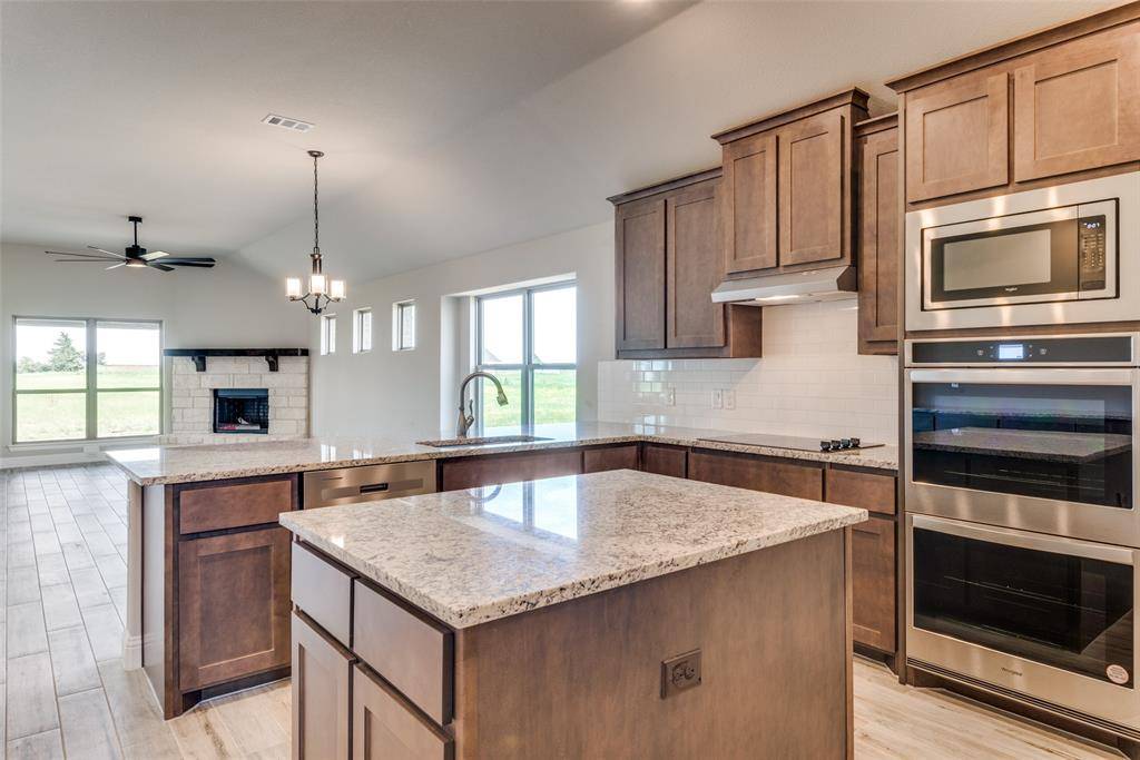 7511 West Line Road, Collinsville, TX 76233