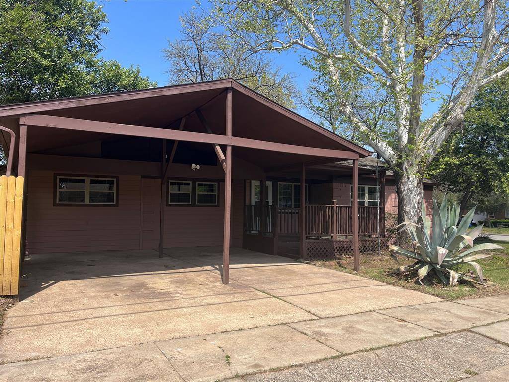 1021 Western Boulevard, Arlington, TX 76013