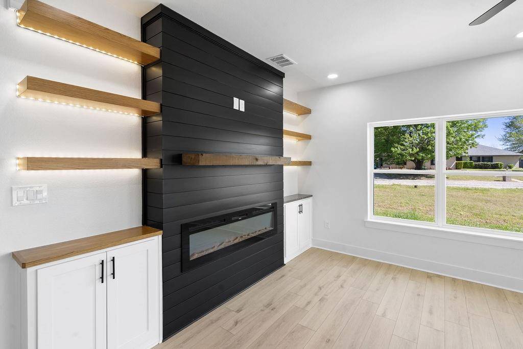 2408 Matthew Drive, Mount Pleasant, TX 75455