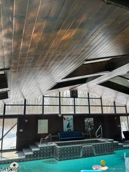 28 Miller Dr, Boonton Twp., NJ 07005