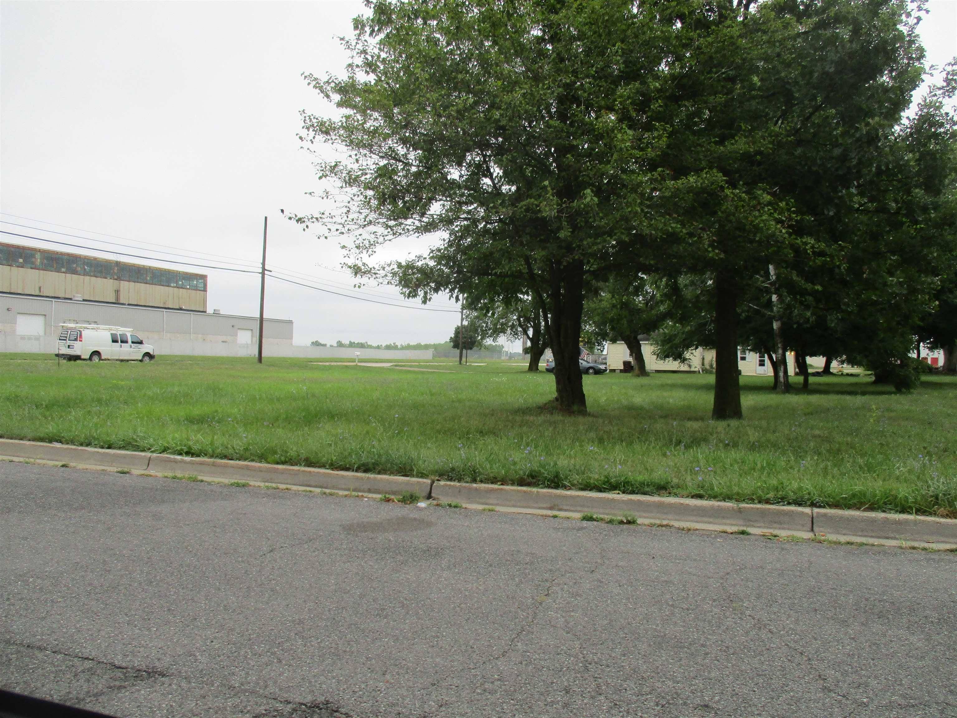 1528 E Superior ST, Alma, MI 48801