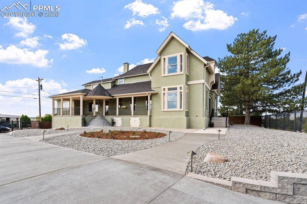 708 W 18th ST, Pueblo, CO 81003