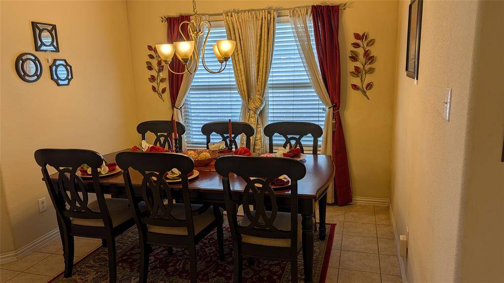 608 Kinghaven Drive, Little Elm, TX 75068