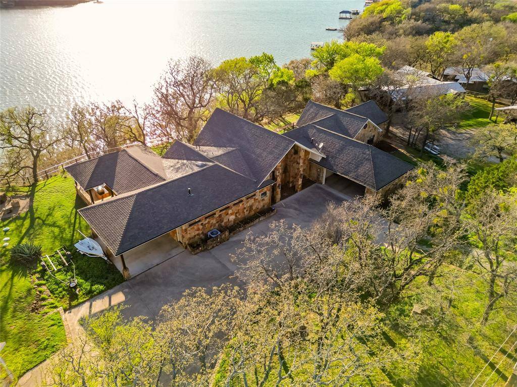 2016 N Lakeview Drive, Palo Pinto, TX 76484