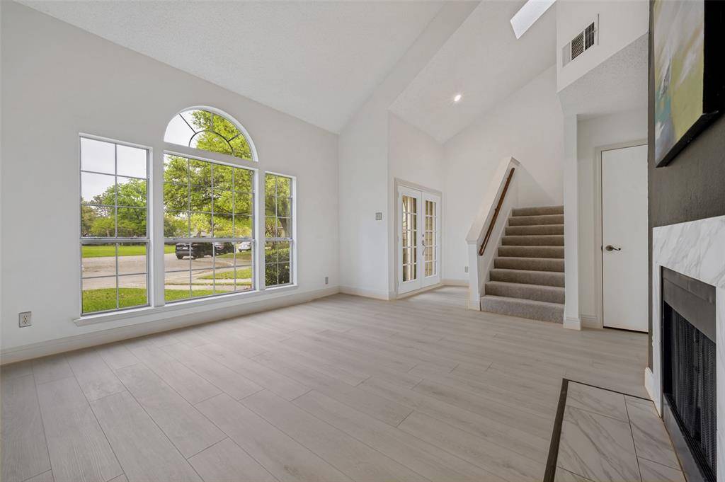 815 Ventura Park, Irving, TX 75061