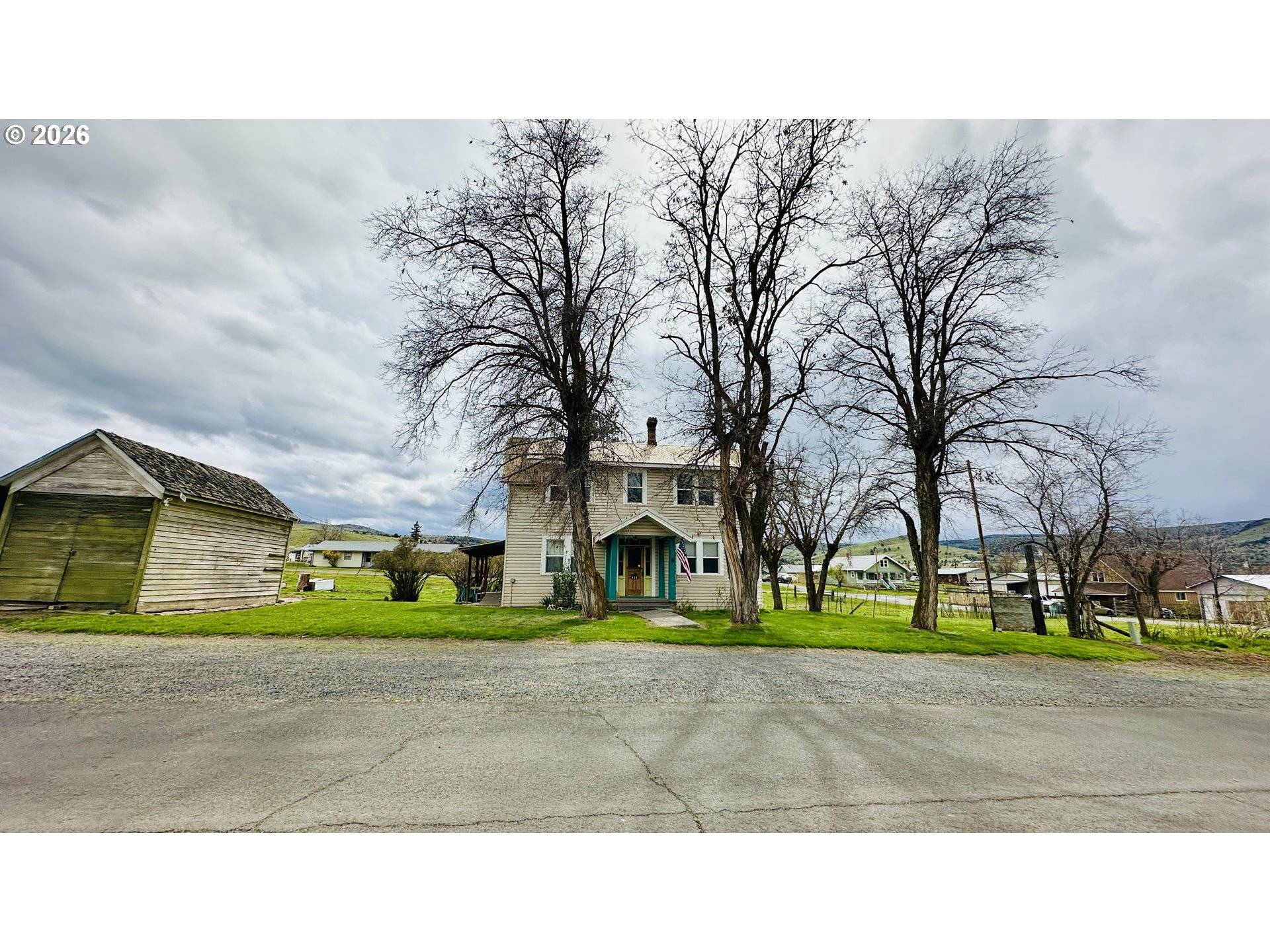 955 B ST, Fossil, OR 97830