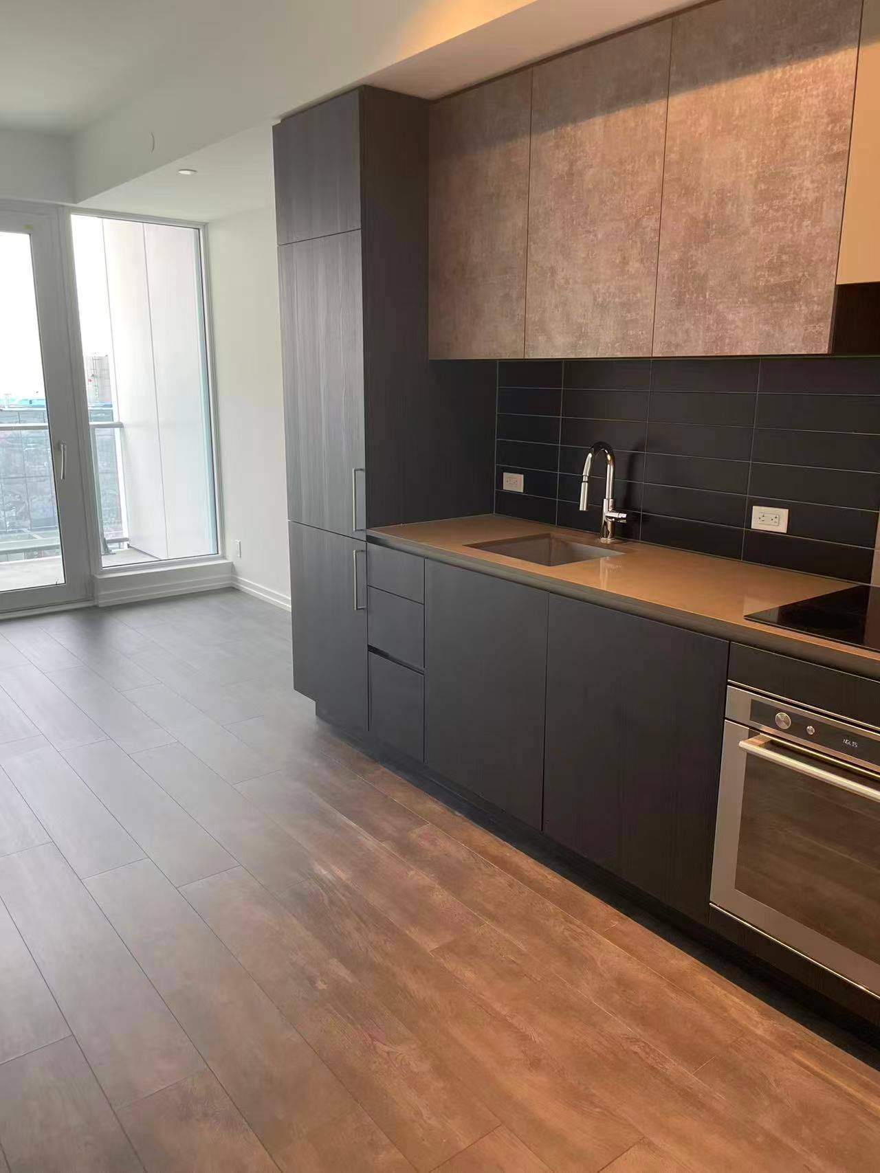 1000 Portage Pkwy #4309, Vaughan, ON L4K 0L1