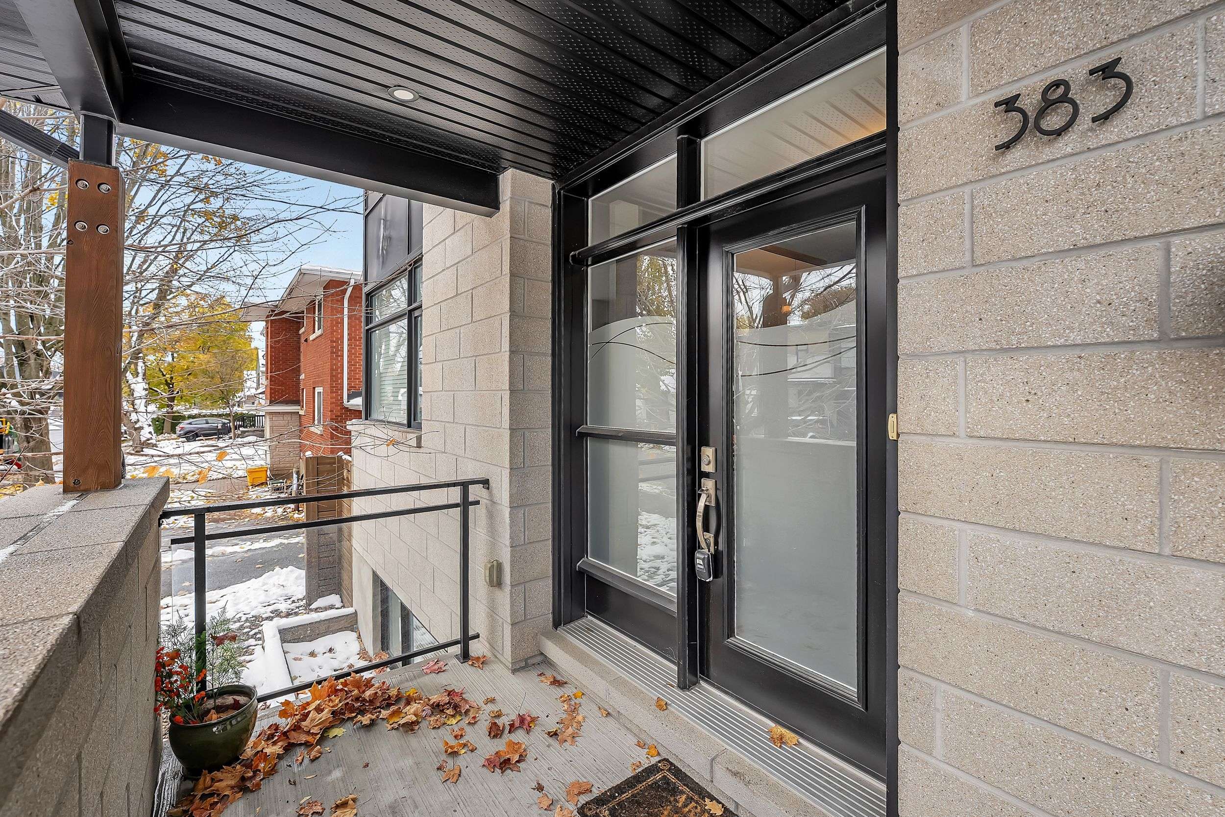 383 Princeton AVE, Carlingwood - Westboro And Area, ON K2A 4E1