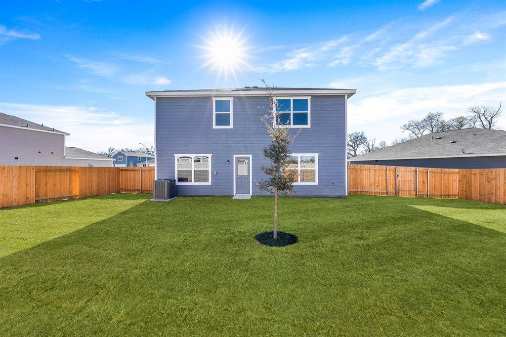 4233 Lava Forest Drive, Dallas, TX 75241