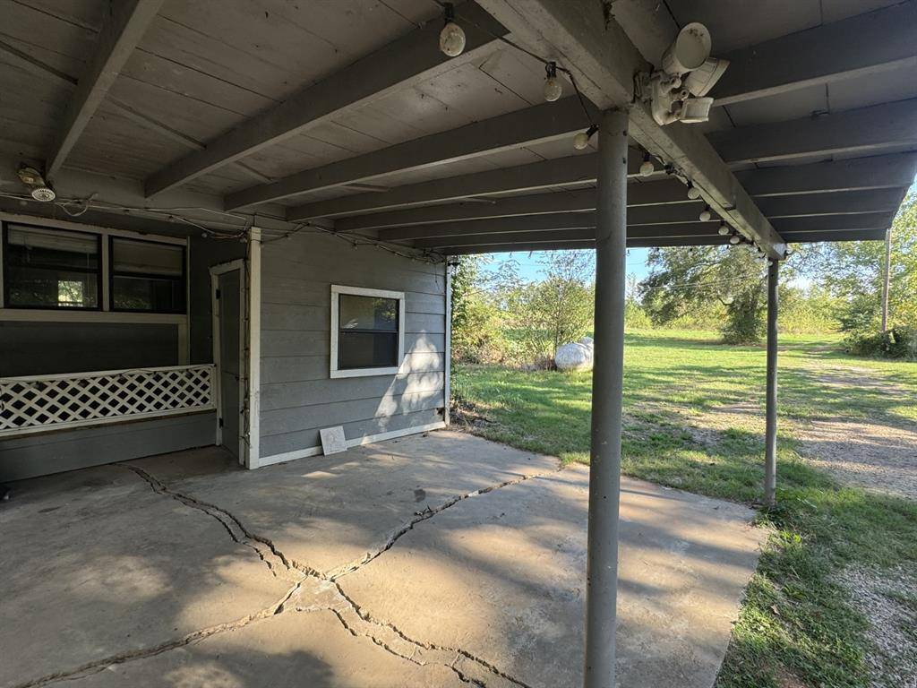 137 CR 2362, Clarksville, TX 75412