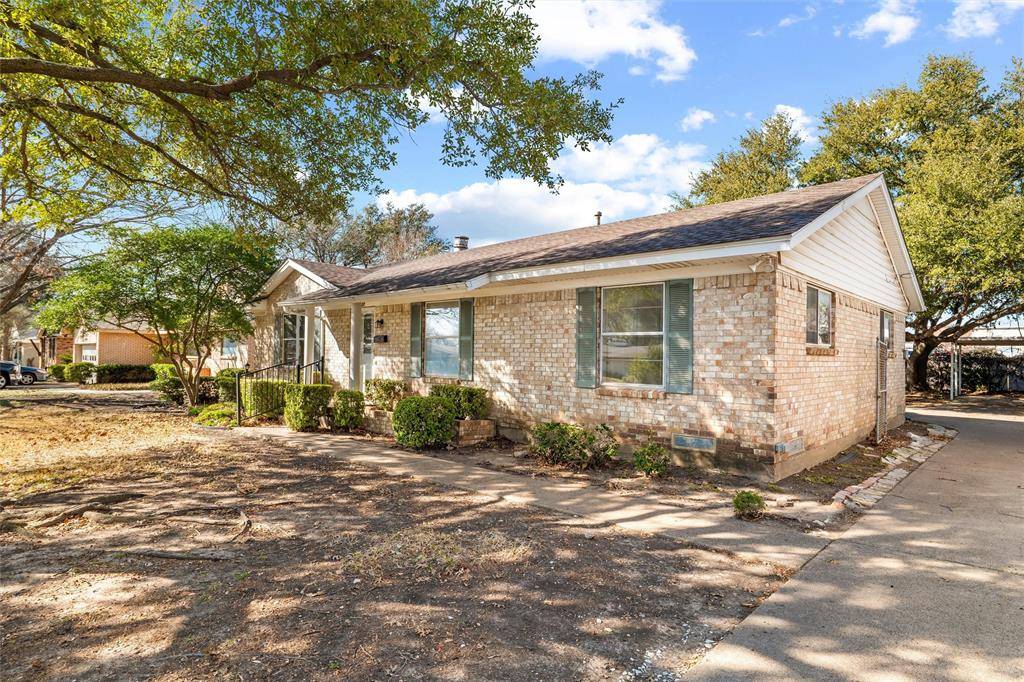 2927 Eric Lane, Farmers Branch, TX 75234