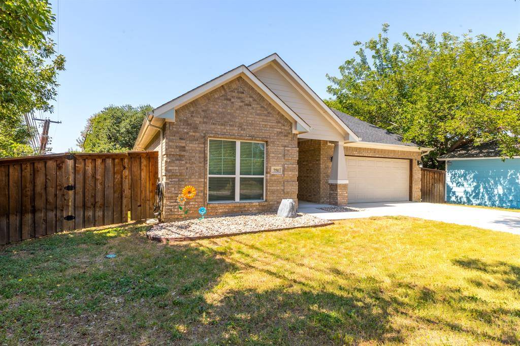 751 Stell Avenue, Mansfield, TX 76063