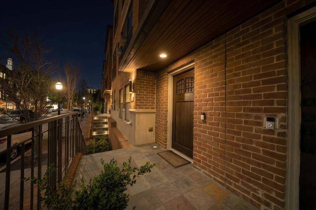 2420 Hugo Street #3, Dallas, TX 75204