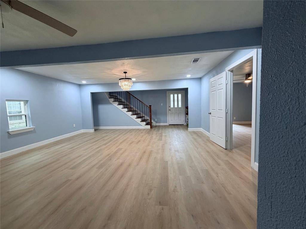 721 Lexington Drive, Irving, TX 75061