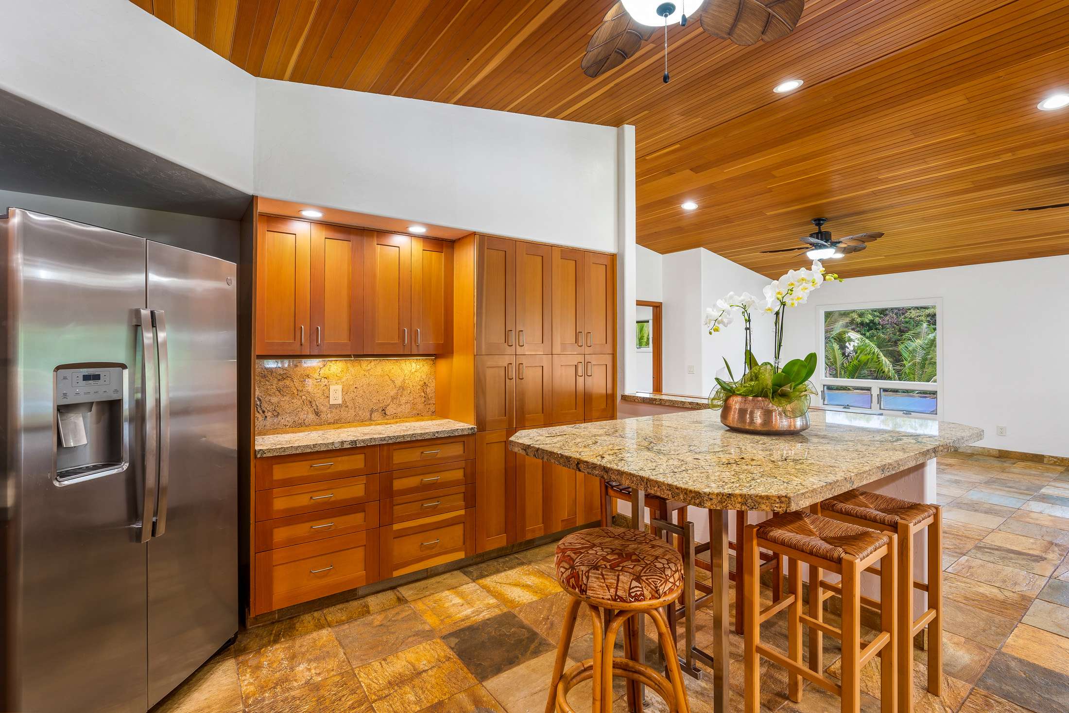 4735 ALIOMANU RD #A, Anahola, HI 96703