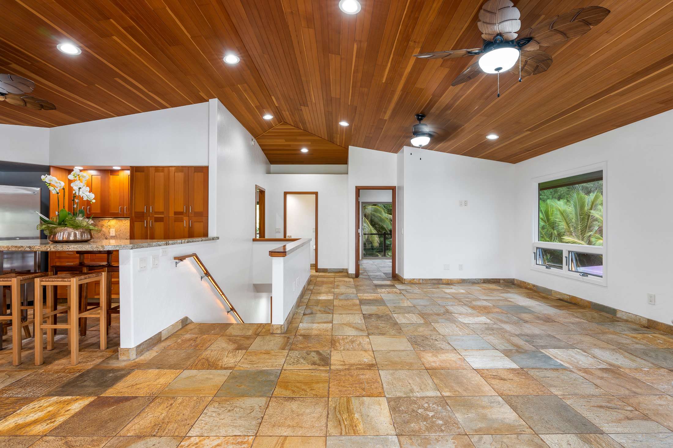 4735 ALIOMANU RD #A, Anahola, HI 96703