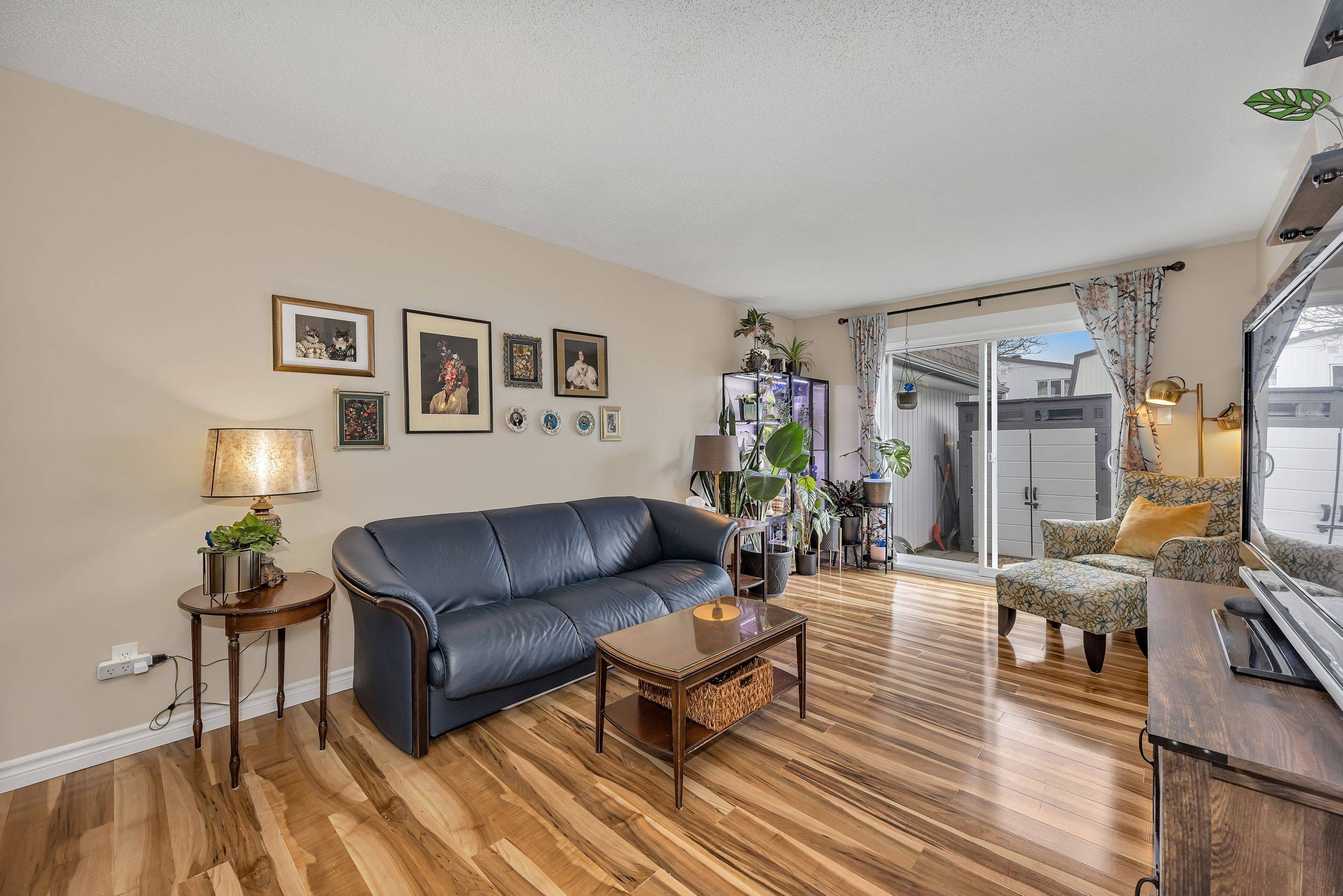 837 Eastvale DR #123, Beacon Hill North - South And Area, ON K1J 7T5