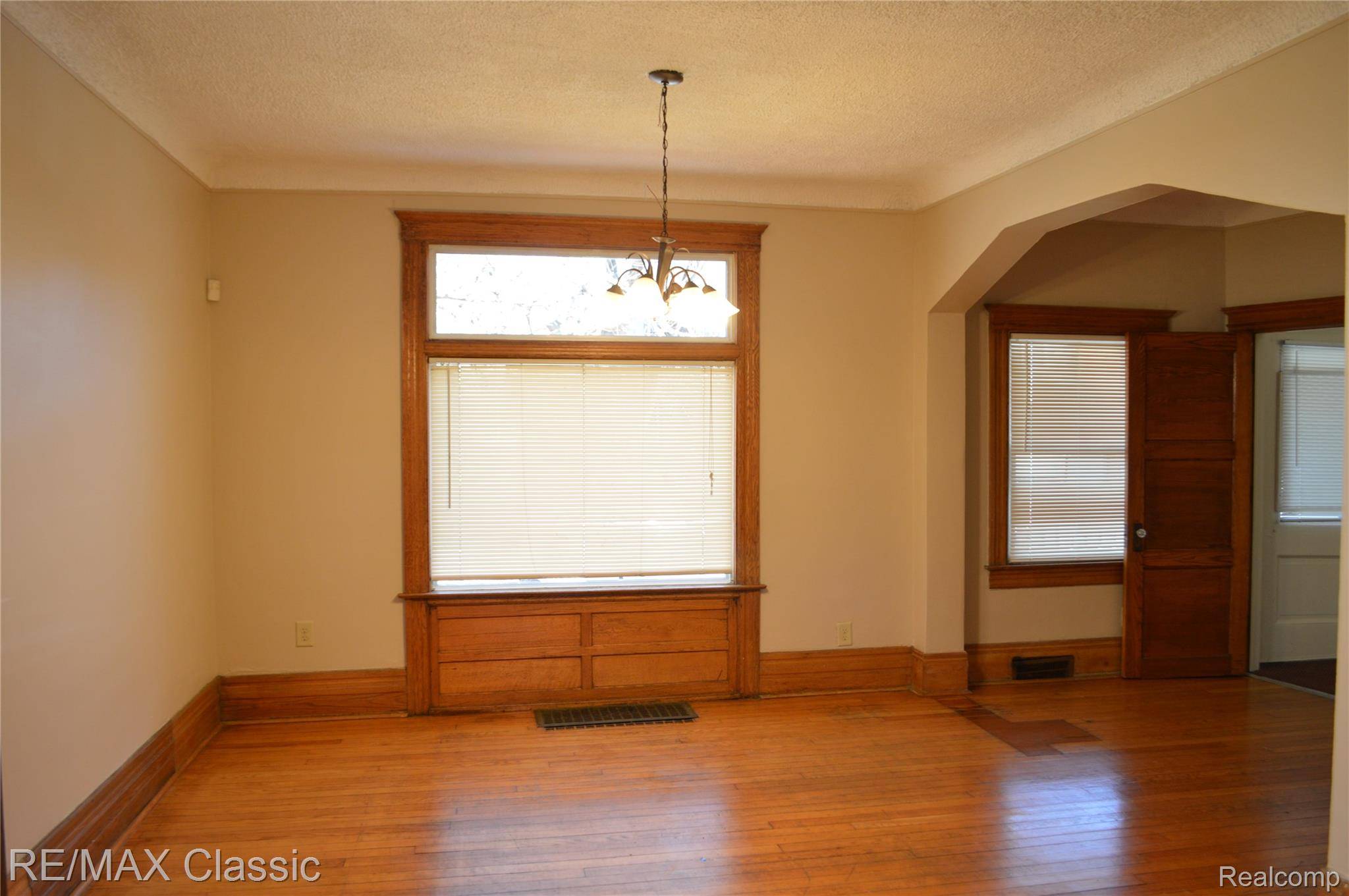 5153 Commonwealth ST, Detroit, MI 48208