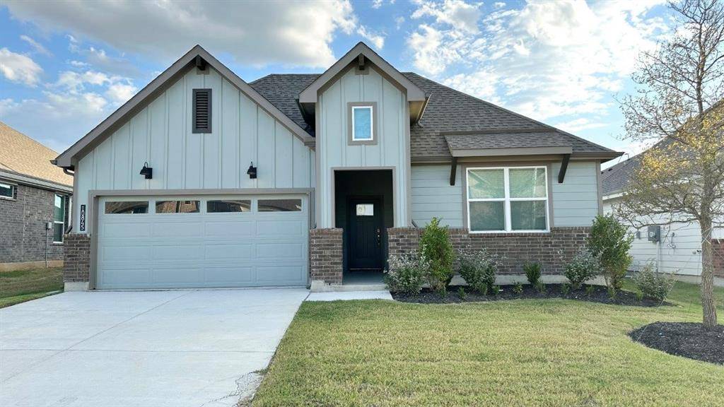 10845 BLACK ONYX Drive, Fort Worth, TX 76036