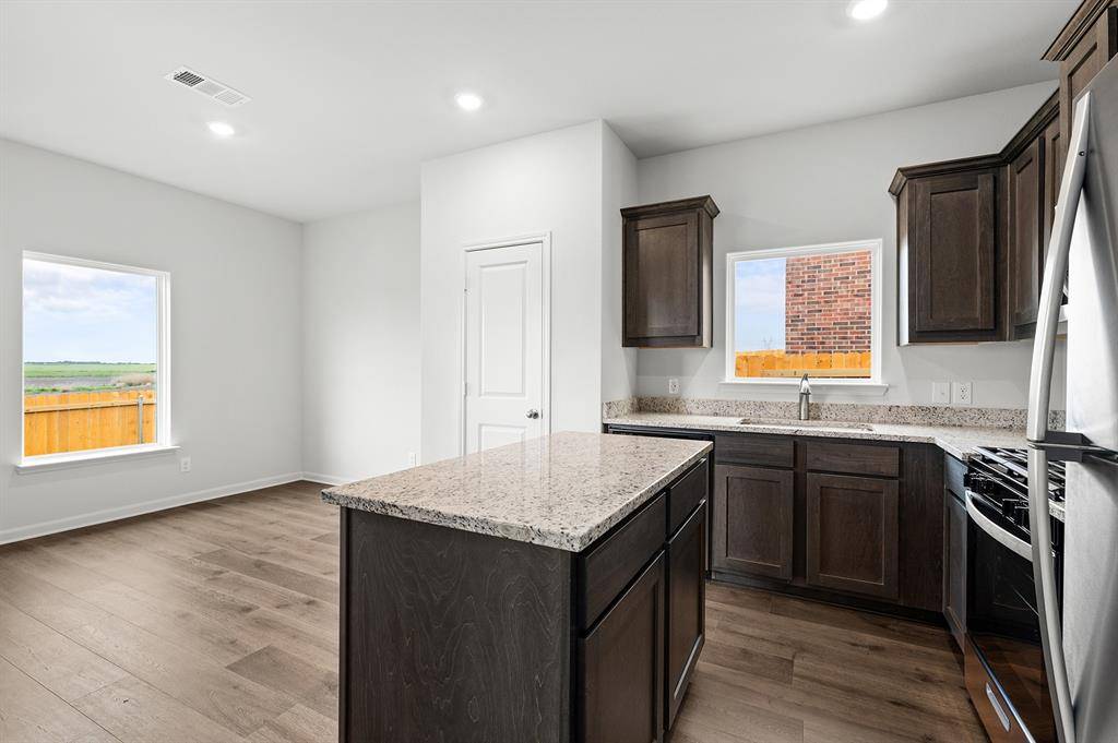 306 Revolution Drive, Venus, TX 76084