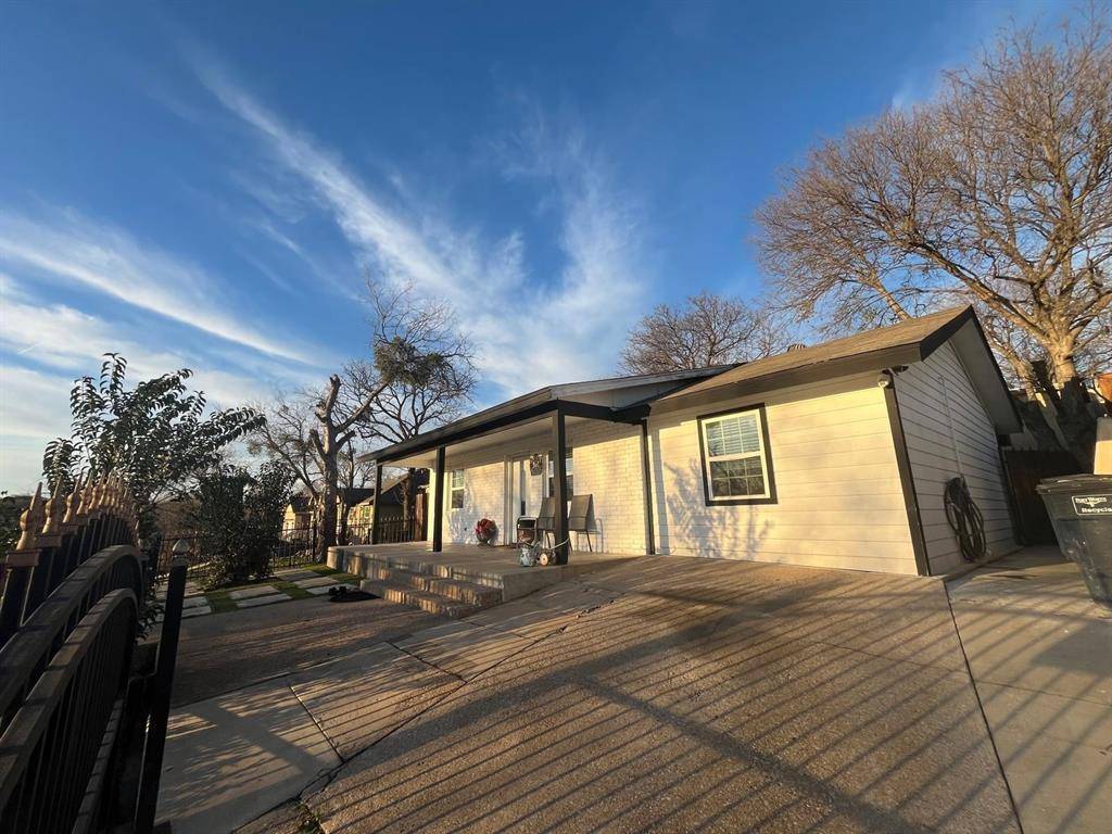 2804 19th Street, Fort Worth, TX 76106