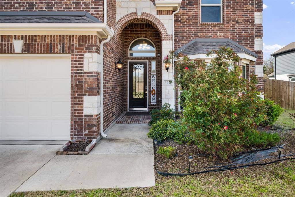 320 Calhoun Street, Glenn Heights, TX 75154