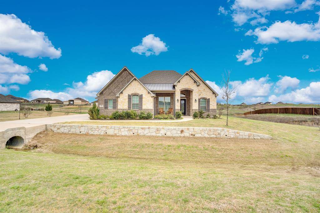 150 Highgate Drive, Venus, TX 76084