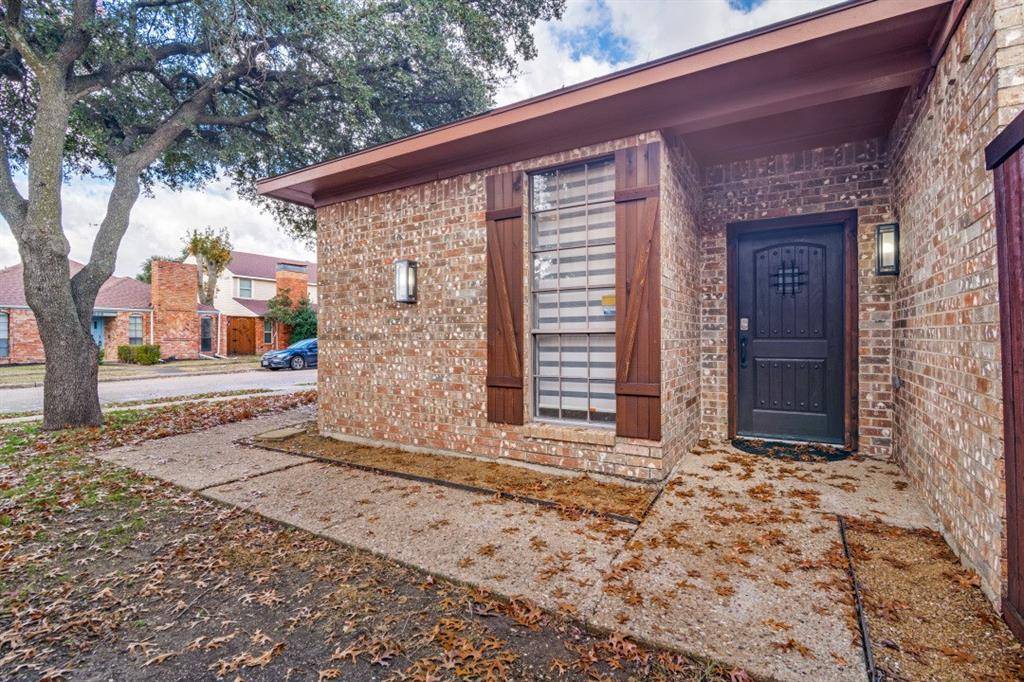 813 Woodway Lane, Richardson, TX 75081