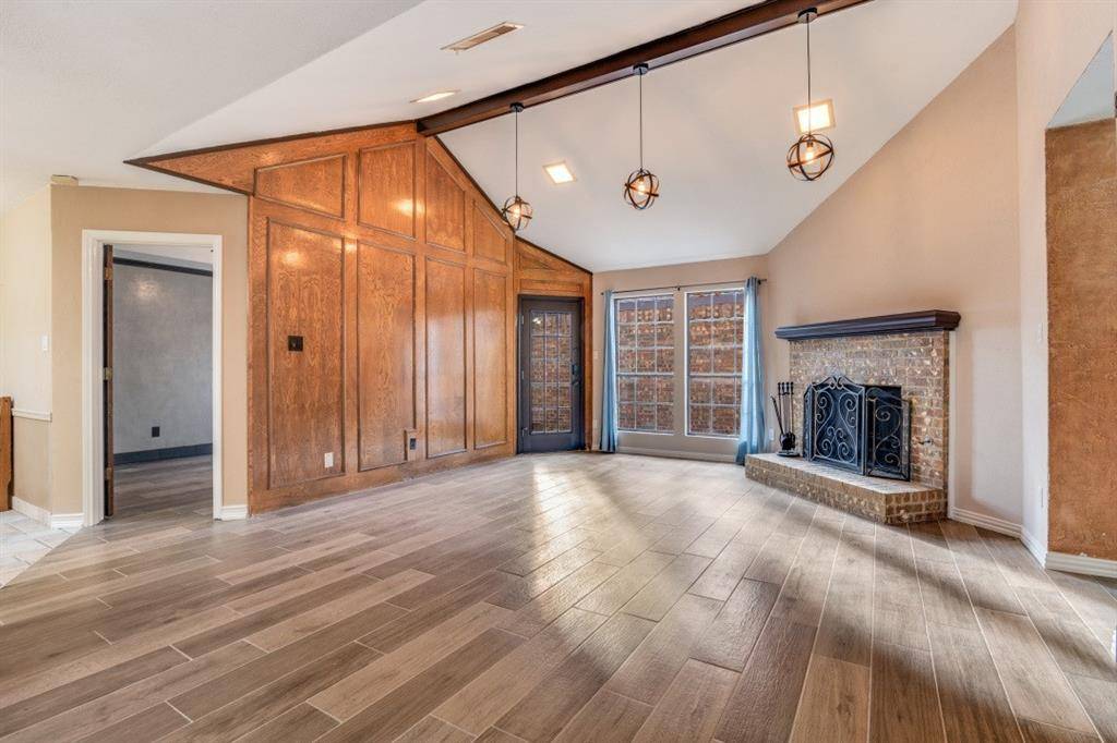 813 Woodway Lane, Richardson, TX 75081